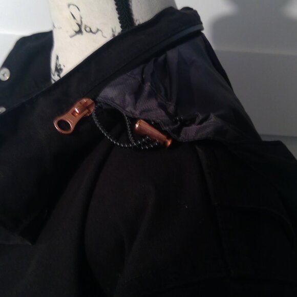 Levi's Men's Black Jean Jacket with Roll-Away Hood - Picture 9 of 14